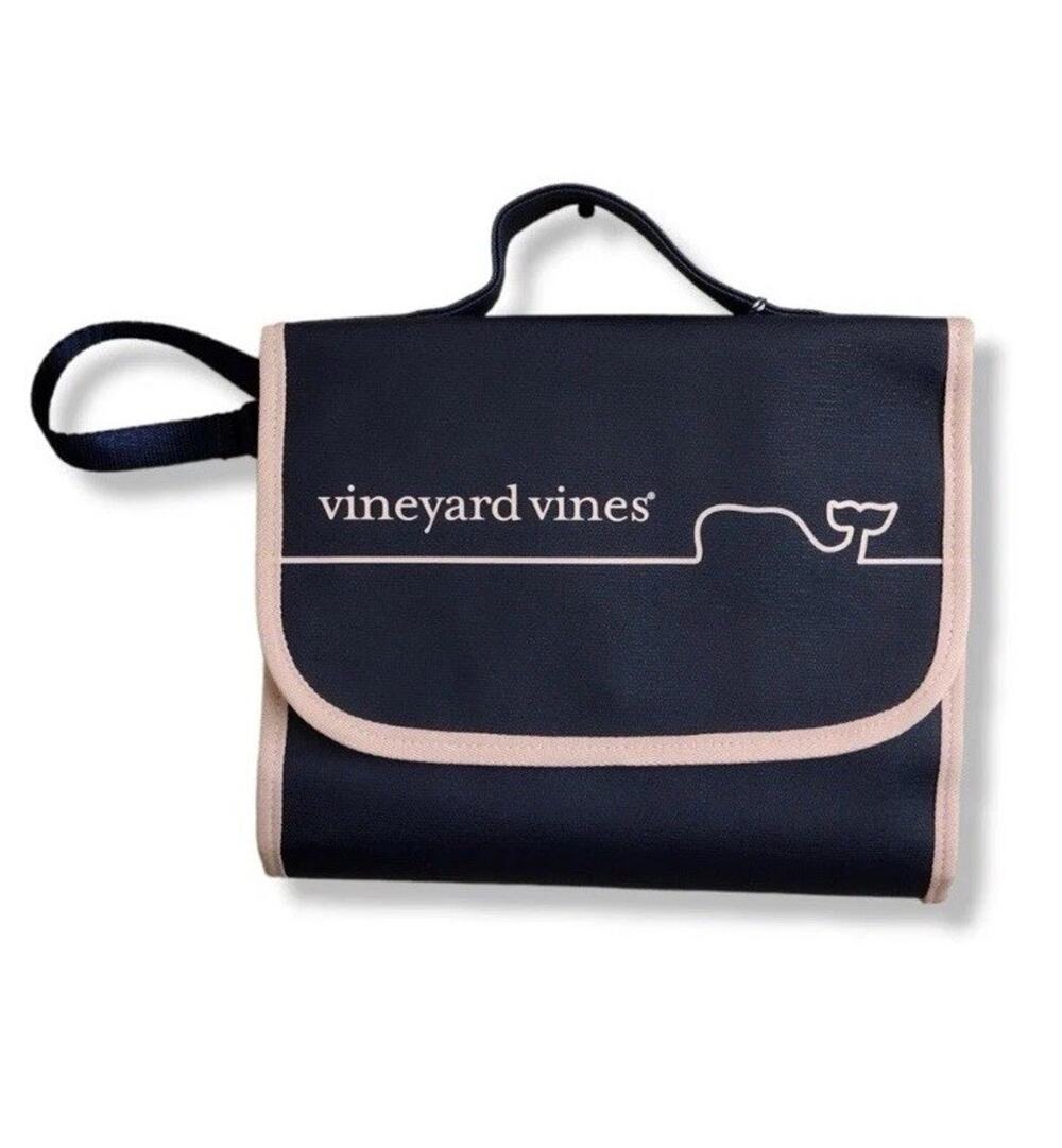 Vineyard Vines Changing Pad Navy Pink fold up travel pack bag carry Whale Line